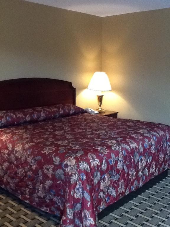Caronoda Motel Central City 部屋 写真